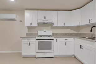 2042 Girard Street, Delano, CA 93215 - Photo 10