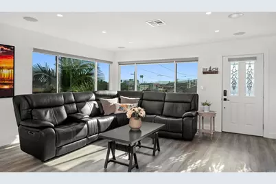3120 Poe Street, San Diego, CA 92106 - Photo 14
