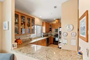 535 F Ave, Coronado, CA 92118 - Photo 18