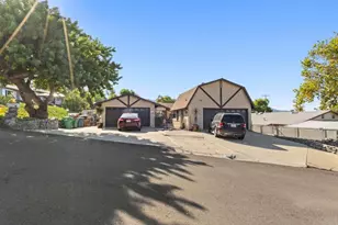 8552 Brodie Ln, Santee, CA 92071 - Photo 4