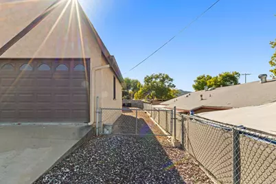 8552 Brodie Lane, Santee, CA 92071 - Photo 10