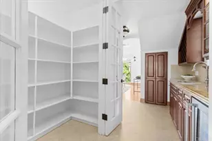 1045 Van Nuys St, San Diego, CA 92109 - Photo 36