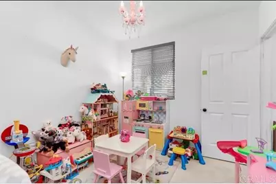 12835 W Hemingway Drive, San Fernando, CA 91340 - Photo 24