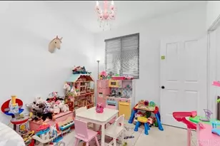 12835 W Hemingway Dr, San Fernando, CA 91340 - Photo 24