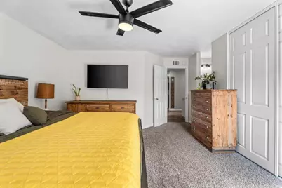 215 Henrietta Ct, San Diego, CA 92114 - Photo 20