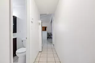 947 S Arizona Ave, Los Angeles, CA 90022 - Photo 22