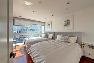 1810 Avenida Del Mundo, Coronado, CA 92118 - Photo 18