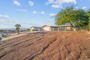 10981 Santa Cruz Rd, Desert Hot Springs, CA 92240 - Photo 32