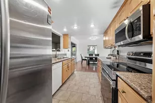 10981 Santa Cruz Rd, Desert Hot Springs, CA 92240 - Photo 12