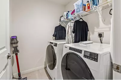 506 Willowmore Street, Vista, CA 92081 - Photo 14