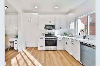 511 N Lark Ellen Avenue #F, Covina, CA 91722 - Photo 10