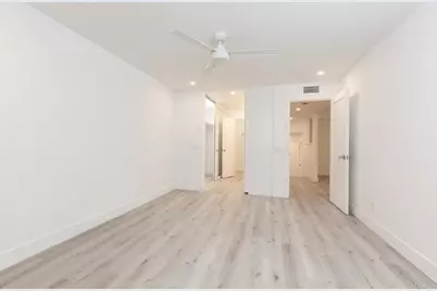 5885 El Cajon Blvd #305, San Diego, CA 92115 - Photo 10