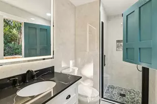 8262 Gilman Dr, La Jolla, CA 92037 - Photo 30