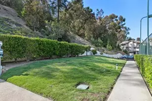 8262 Gilman Dr, La Jolla, CA 92037 - Photo 38
