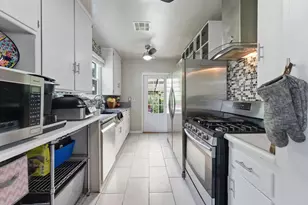 5725 Dream St, San Diego, CA 92114 - Photo 10