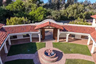 5443 Calzada Del Bosque, Rancho Santa Fe, CA 92067 - Photo 2