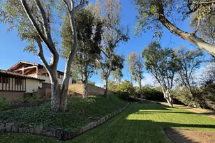 5443 Calzada Del Bosque, Rancho Santa Fe, CA 92067 - Photo 20