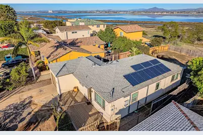 425 8th St, Imperial Beach, CA 91932 - Photo 2