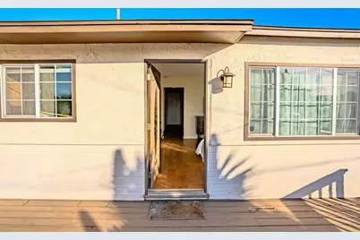 425 8th St, Imperial Beach, CA 91932 - Photo 8