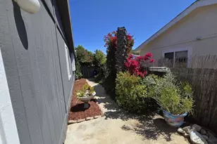 15935 Spring Oaks Rd, El Cajon, CA 92021 - Photo 22