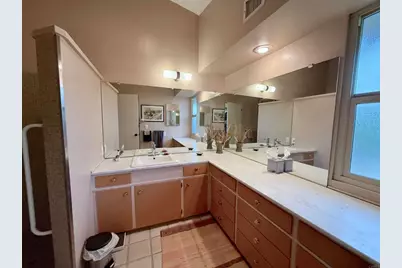 37800 Da Vall Drive #10, Rancho Mirage, CA 92270 - Photo 14