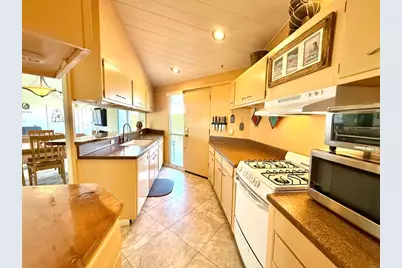 37800 Da Vall Drive #10, Rancho Mirage, CA 92270 - Photo 16