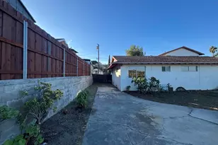 10050 Cristobal Dr, Spring Valley, CA 91977 - Photo 28