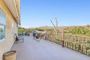 25749 Potrero Valley Rd, Potrero, CA 91963 - Photo 32