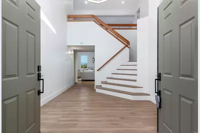 5166 Via Portola, Oceanside, CA 92057 - Photo 6