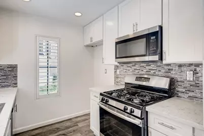 13211 Wimberly Square #289, San Diego, CA 92128 - Photo 6