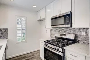 13211 Wimberly Square, San Diego, CA 92128 - Photo 6