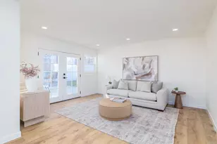 1674 Evergreen St, San Diego, CA 92106 - Photo 18