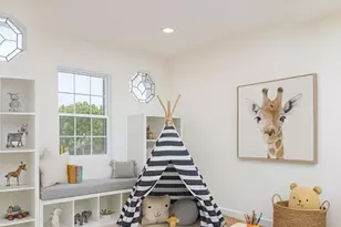 1674 Evergreen St, San Diego, CA 92106 - Photo 22