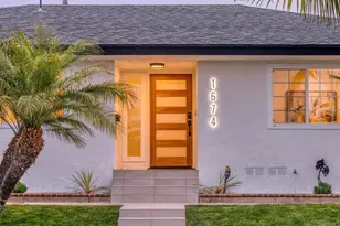 1674 Evergreen St, San Diego, CA 92106 - Photo 8