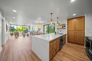 2500 Torrey Pines Rd, La Jolla, CA 92037 - Photo 10