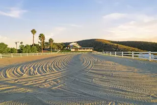 1925 Robinhood Rd, Vista, CA 92084 - Photo 56