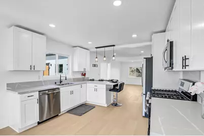 323 S 65th Street, Encanto, CA 92114 - Photo 10