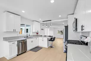 323 S 65th St, Encanto, CA 92114 - Photo 10