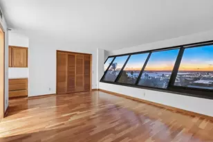 230 W Laurel St, San Diego, CA 92101 - Photo 10