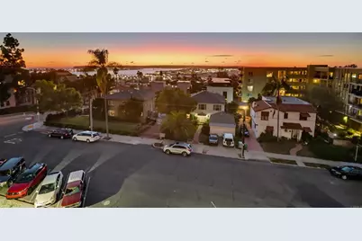 230 W Laurel Street #502, San Diego, CA 92101 - Photo 2