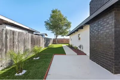 5033 La Paz Dr, San Diego, CA 92113 - Photo 38