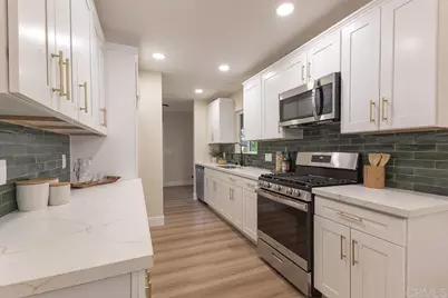 944 W 5th Avenue, Escondido, CA 92025 - Photo 10
