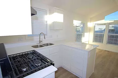 708 H Street #64, Chula Vista, CA 91910 - Photo 6