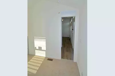 708 H Street #22, Chula Vista, CA 91910 - Photo 8