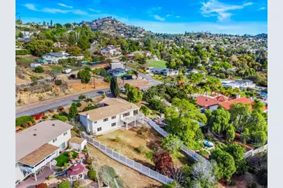 3925 Rogers Rd, Spring Valley, CA 91977 - Photo 2