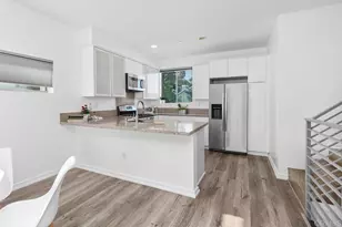 2187 Catalina Blvd, San Diego, CA 92107 - Photo 8