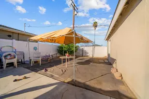 154 E 11th St, Perris, CA 92570 - Photo 24
