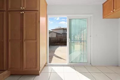 444 Ridgeway Ct, Spring Valley, CA 91977 - Photo 8