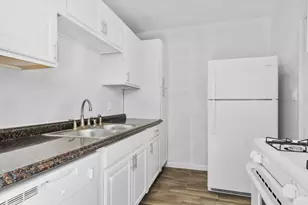 5977 Balmoral Dr, San Diego, CA 92114 - Photo 14