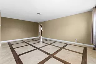 9017 Valencia St, Spring Valley, CA 91977 - Photo 12